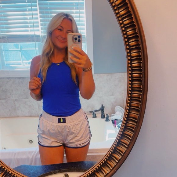 Meet your Posher, Jillian - Picture 1 of 1